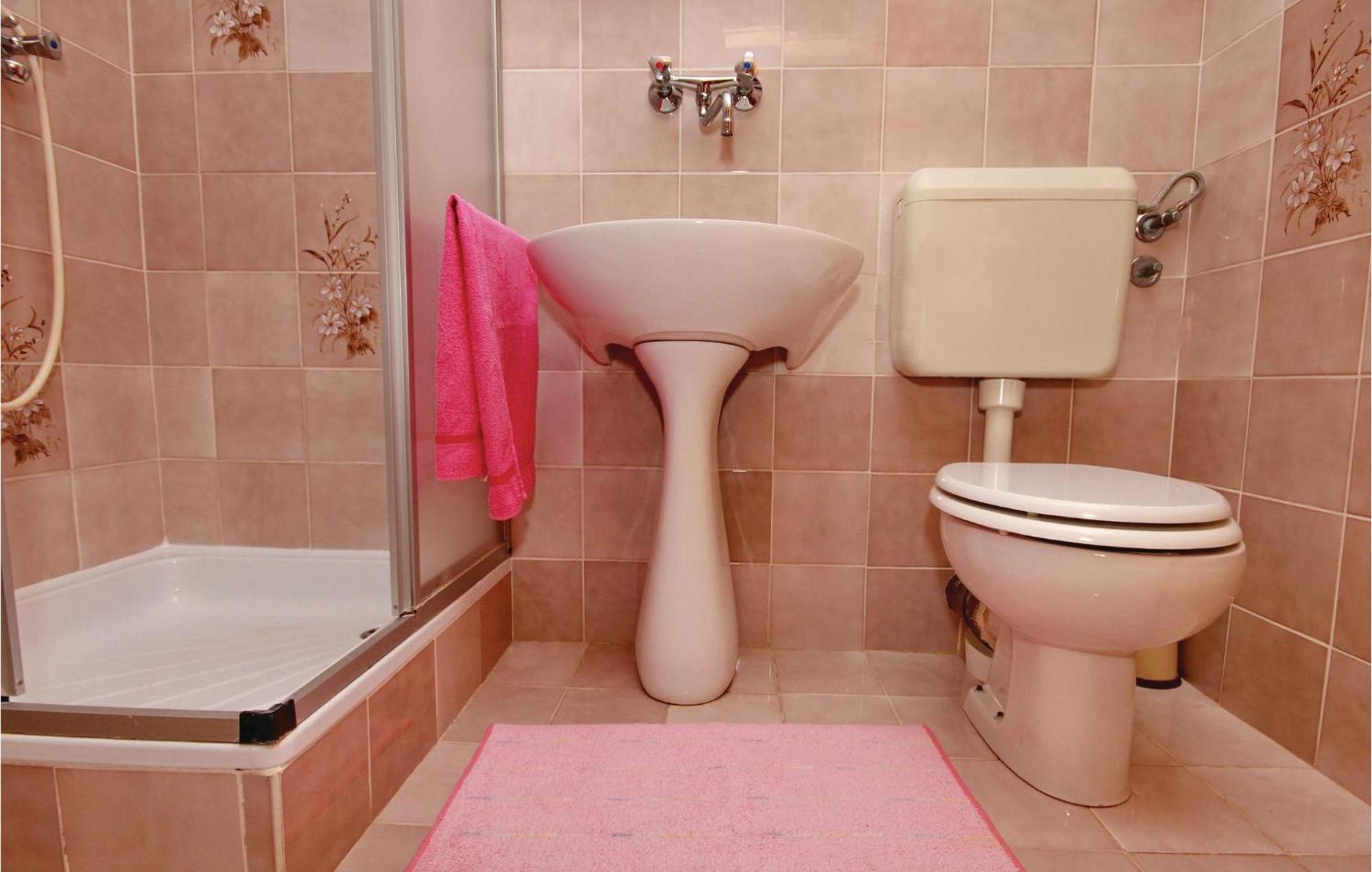 Beautiful Apartment In Prizba With Wifi Экстерьер фото